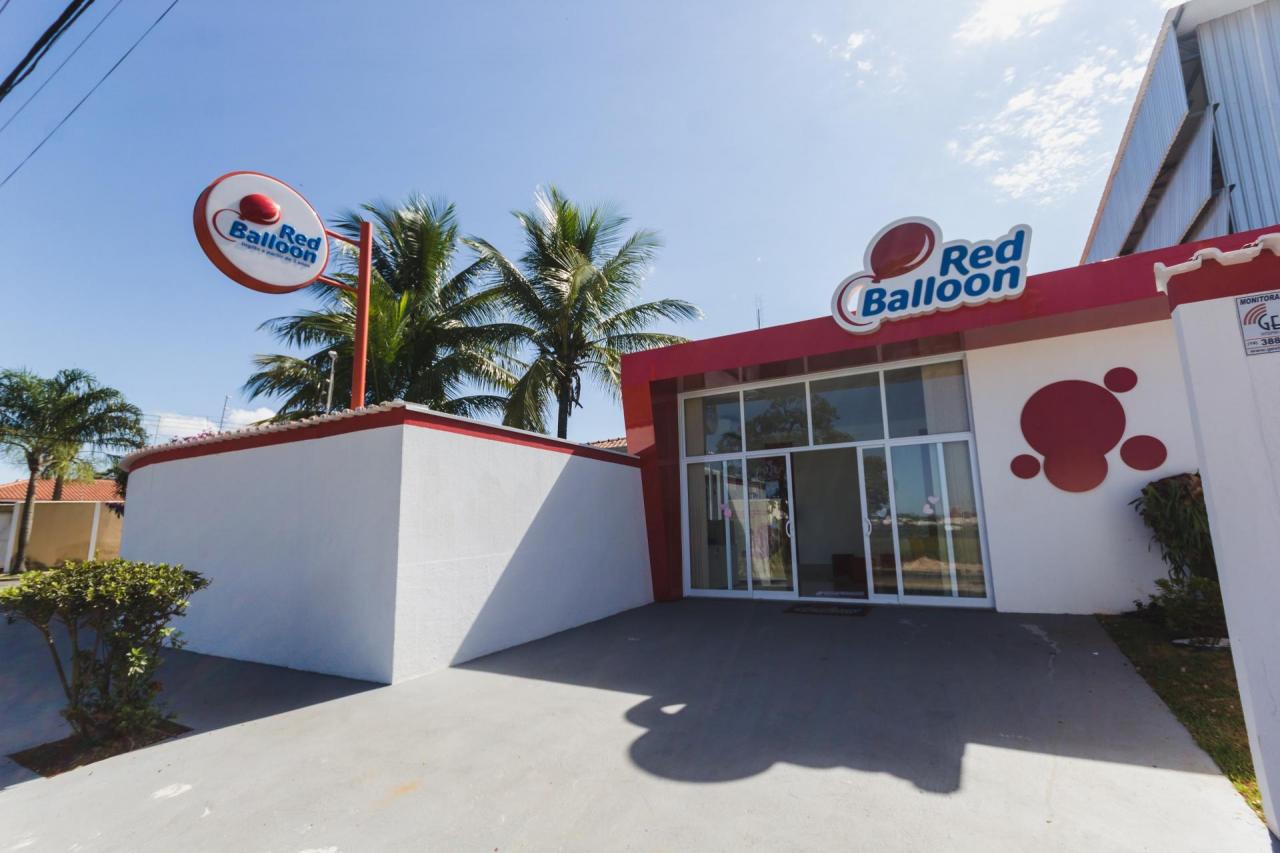 Fachada da Red Balloon